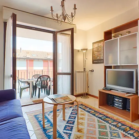 Mimosa Apartment