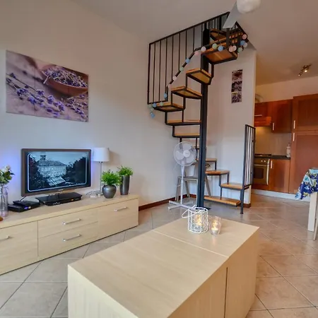 Mimosa Apartment